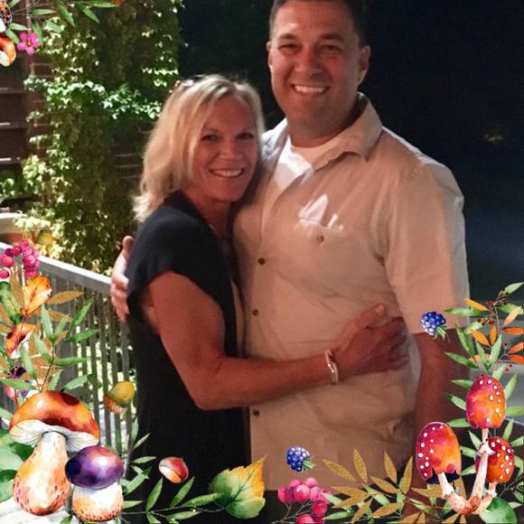 Meet your Posher, Jeannette - Picture 1 of 1